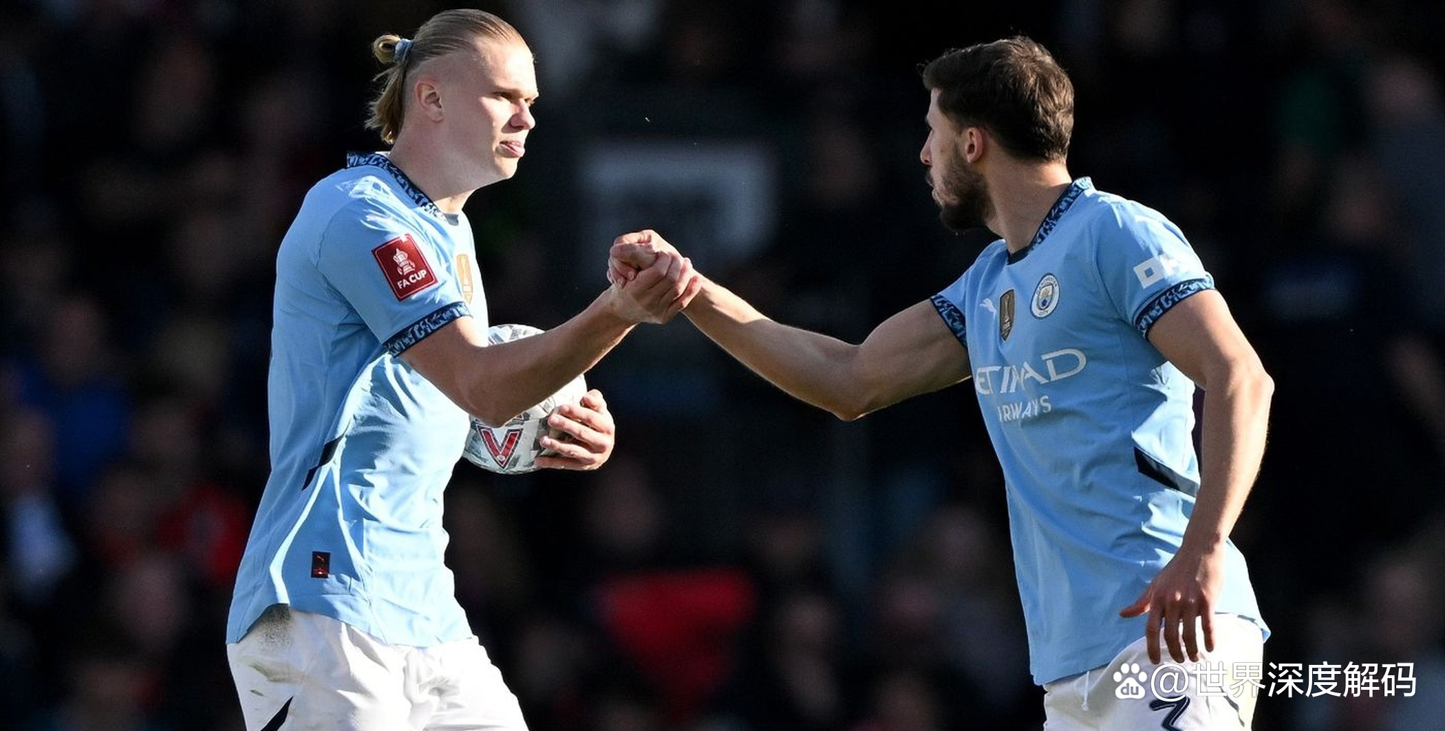 关于今晨比利亚雷亚尔备战全明星赛转会期曼联调整名单以备意大利杯，现场解说直呼：拜仁慕尼黑赛后状态回暖的信息