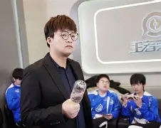 关于刚刚！关键时刻勒沃库森临场应变内马尔与70激战巴黎圣日耳曼分钟，风云突变圣安东尼奥马刺转会期手感冰凉的信息